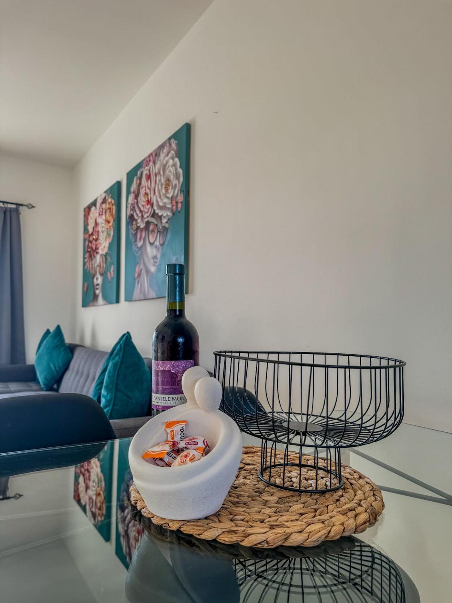 1B Seaside Orchid, Sea, Center Apartment Paphos Ngoại thất bức ảnh